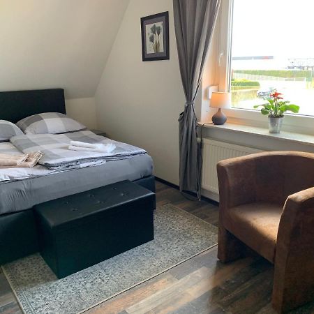 Privates Ferienzimmer An Der Nordsee Husum  Bagian luar foto